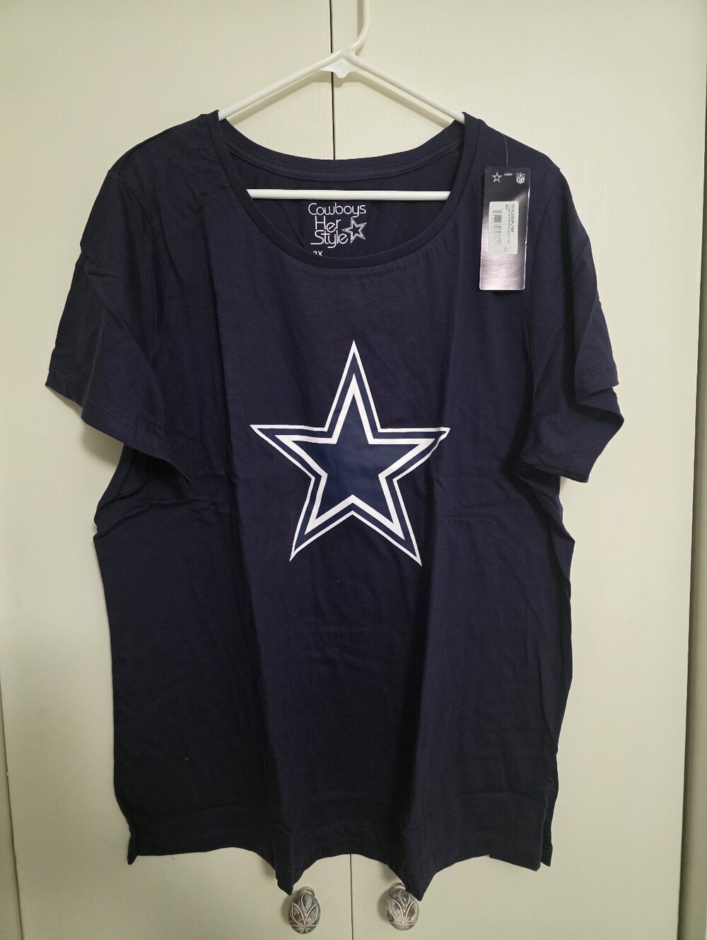 Dallas Cowboys Women's Navy Star Tee